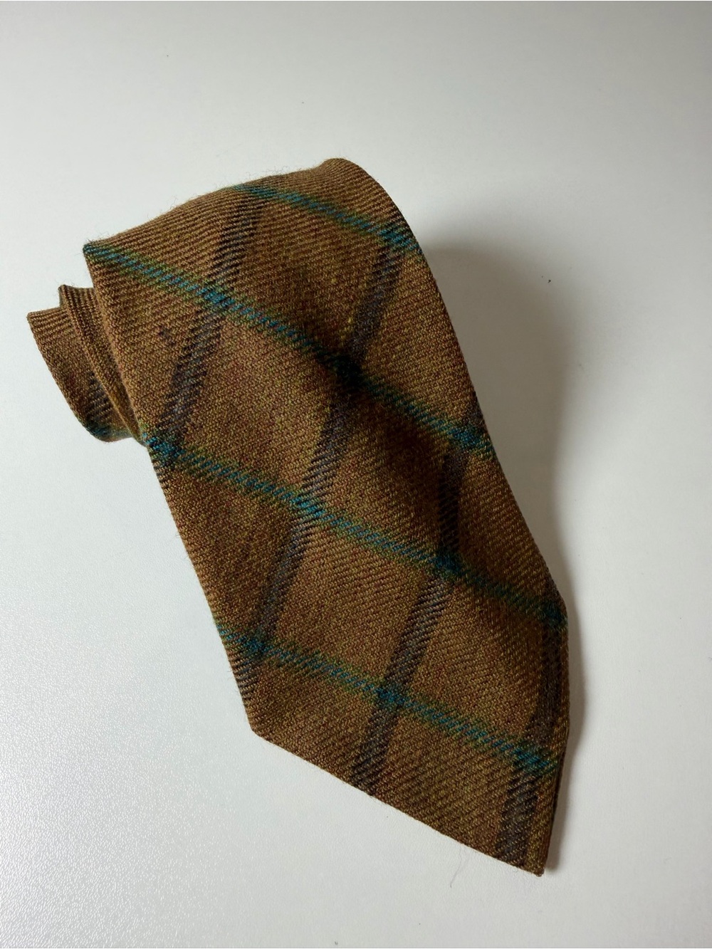 Scotland Crofter Grant Made in Canada 100% Wool Brown Tartan Plaid Tie Classic